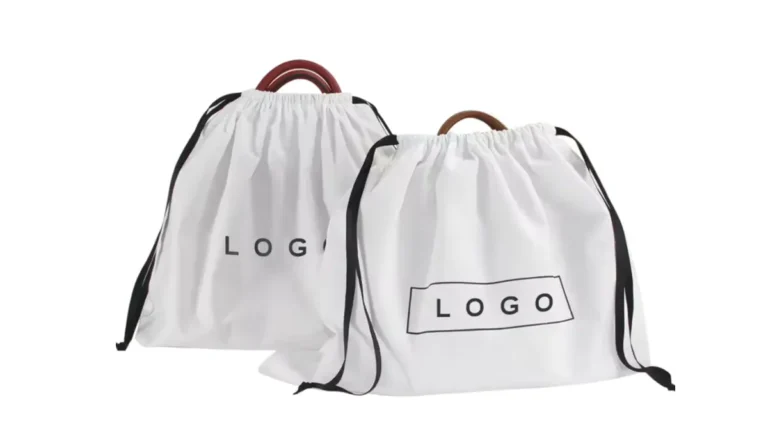 Cómo Elegir el Mejor Cubre Polvo para Ropa en Casa