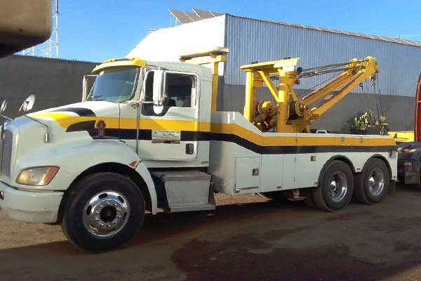 Qué funciones tienen las grúas de arrastre y salvamento vehicular