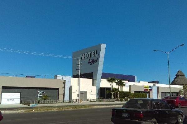 que servicios ofrece motel la nuit en hermosillo y como reservar